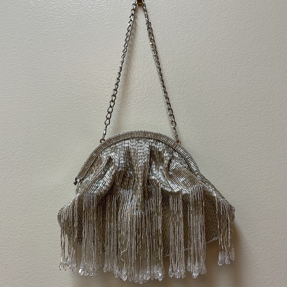 New Women’s Zhuu Claudia Clutch From Anthropologie!!🔥🔥🔥 - Picture 9 of 16